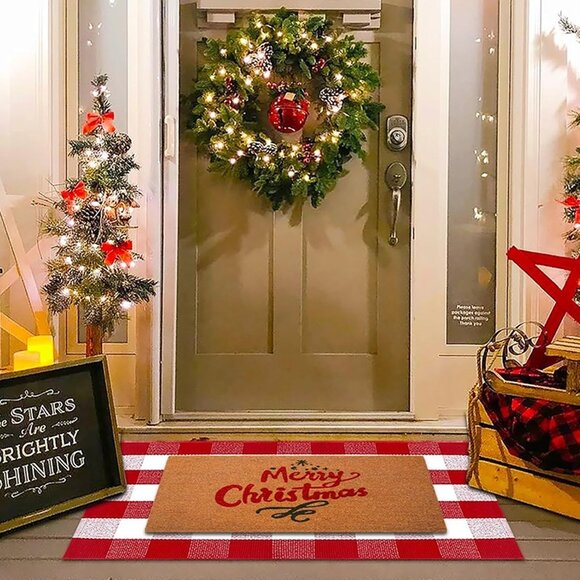 NEW Christmas Red and White Plaid Rug - 28 x 43 Inches Outdoor Front Door Decor - Picture 4 of 10
